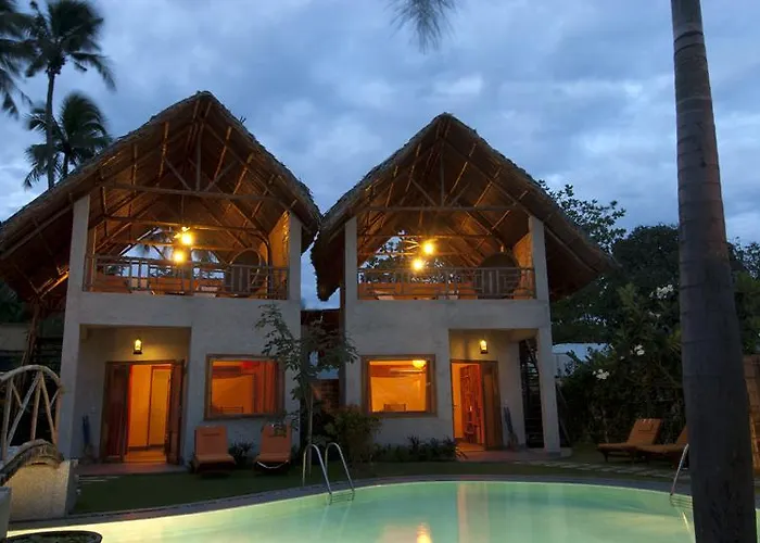 Lang Ca Voi Ll The Whales Village Ll Mui Ne Villa *